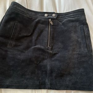 Blank NYC Moonchild Grey Genuine Suede Leather Mini Skirt, 27